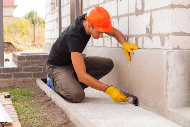 Waterproofing professionals working in Lindenhurst, IL
